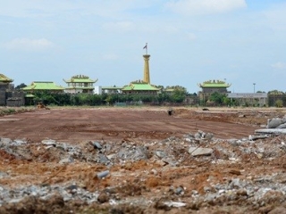 THI CÔNG KHÁN ĐÀI TRƯỜNG ĐUA KDL ĐẠI NAM