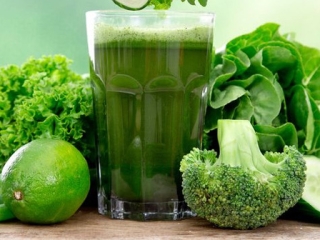 Công thức làm nước ép rau giúp thải độc, đẹp da và ngăn chặn tế bào ung thư