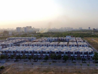 Đất nền, nhà liền thổ TP HCM tăng giá suốt 12 tháng
